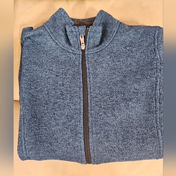Spyder L Blue Winter Sweater, zipper pockets, like new. - Picture 10 of 11
